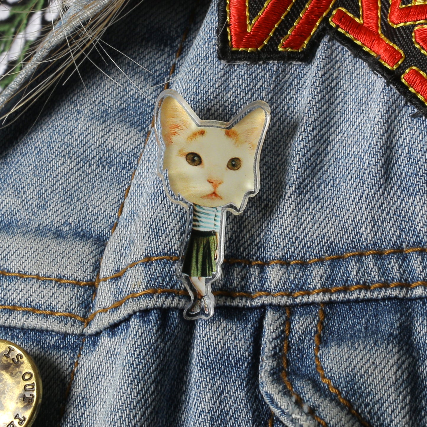 BLUE STRIPE PIN BADGE